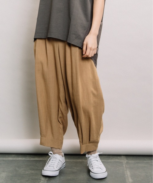 refinedworks(リファインドワークス)の「裾タックバルーンパンツ(その他パンツ・レディース・カーキ/キャメル/チャコールグレー・FREE)」の3枚目の写真