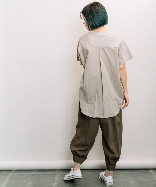 refinedworks(リファインドワークス)の「裾タックバルーンパンツ(その他パンツ・レディース・カーキ/キャメル/チャコールグレー・FREE)」の11枚目の写真