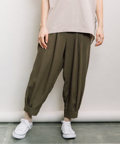 refinedworks(リファインドワークス)の「裾タックバルーンパンツ(その他パンツ・レディース・カーキ/キャメル/チャコールグレー・FREE)」の7枚目の写真