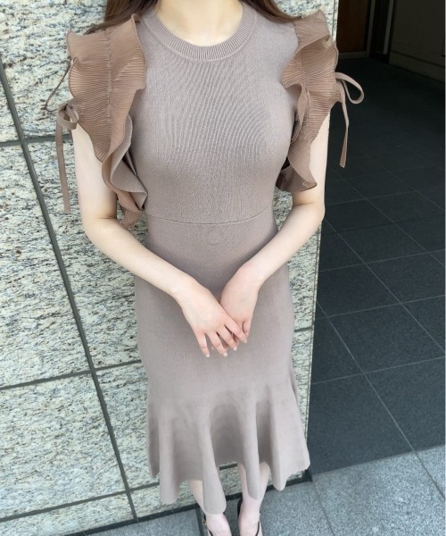 ROYAL PARTY(ロイヤルパーティー)の「【丈が選べる】ラッフルスリーブマーメイドワンピース(ワンピース・レディース・ベージュ/グリーン/ブラック/ブラウン・FREE/SHORT)」の20枚目の写真