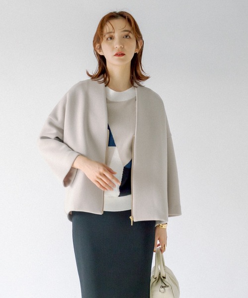 【リヴドロワ】ダンボールVネックブルゾンノーカラージップジャケット F RIVE DROITE（リヴドロワ）の「ダンボールVネックブルゾン（ノーカラー