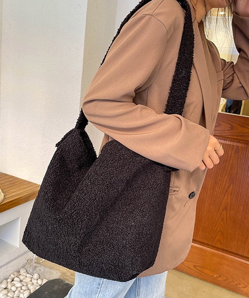 Burner(バーナー)の「【OKUOKU 0909】ボア ソフトワンショルダーバッグ / oku-bag-224-13(ショルダーバッグ・レディース・その他2/その他1/その他3・FREE)」の3枚目の写真