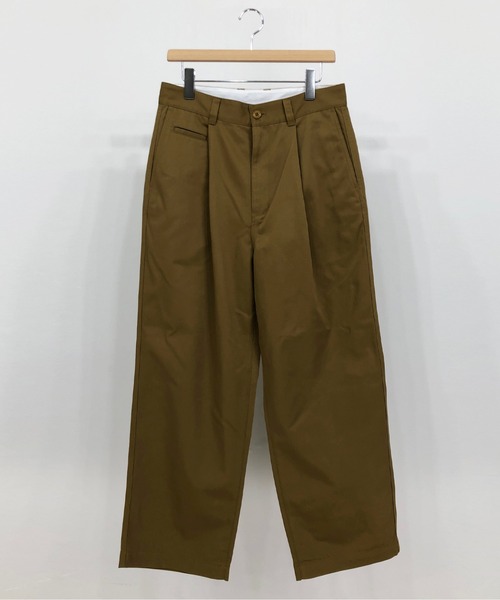 KIIT(キート)の「KIIT キート / Dickies×KIIT BAGGY PANTS ディッキーズ別注 バギーパンツ タックパンツ / KIN-P98-001(チノパンツ・メンズ・ブラック/ダークブラウン/キャメル/ベージュ/ネイビー・2/1/3)」の5枚目の写真