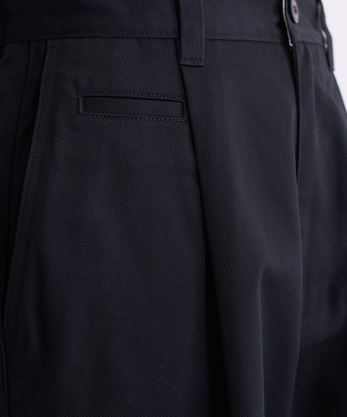KIIT(キート)の「KIIT キート / Dickies×KIIT BAGGY PANTS ディッキーズ別注 バギーパンツ タックパンツ / KIN-P98-001(チノパンツ・メンズ・ブラック/ダークブラウン/キャメル/ベージュ/ネイビー・2/1/3)」の20枚目の写真