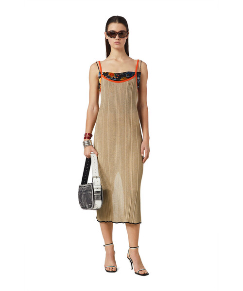 DIESEL(ディーゼル)の「レディース リブドレス キャミソールワンピース ラメ(ワンピース・レディース・ベージュ/ブルー・X-LARGE/MEDIUM/LARGE/SMALL)」の6枚目の写真