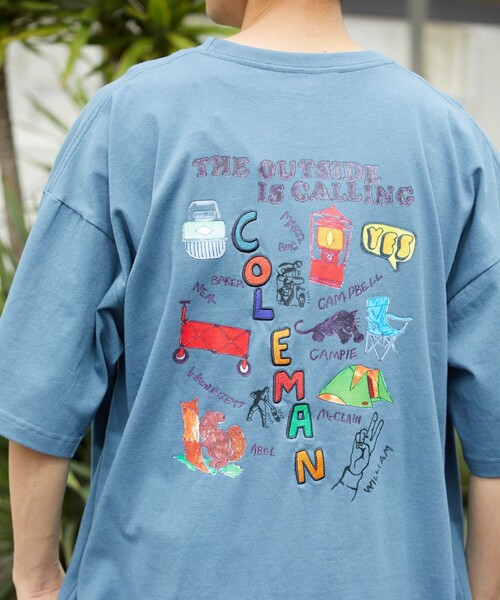 COLEMAN（コールマン）の「Coleman/コールマン ギア柄プリントTEE/Coleman×VTA（Tシャツ/カットソー・メンズ・ホワイト/スミクロ/グレイッシュベージュ/グリーン/ブルー・MEDIUM/LARGE）」の5枚目の写真