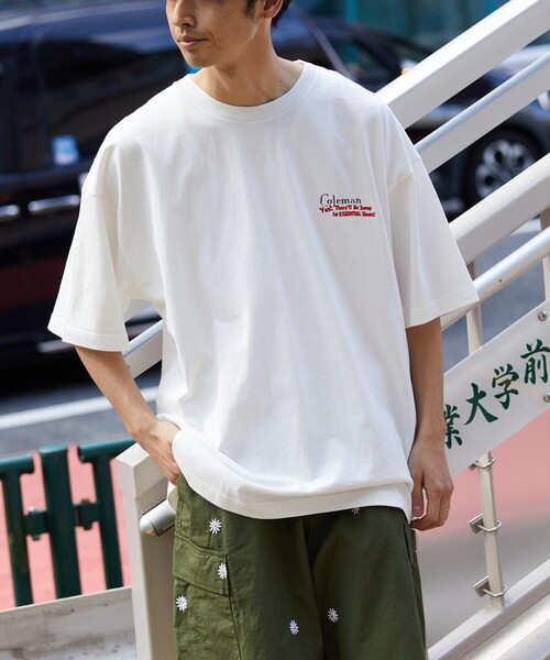 COLEMAN（コールマン）の「Coleman/コールマン ギア柄プリントTEE/Coleman×VTA（Tシャツ/カットソー・メンズ・ホワイト/スミクロ/グレイッシュベージュ/グリーン/ブルー・MEDIUM/LARGE）」の10枚目の写真