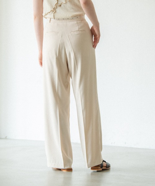 idem（イデム）の「【ZOZOTOWN限定】idem high waist tuck slacks/ハイウエストスラックスパンツ【Sサイズ展開あり】（スラックス・レディース・ブラック/アイボリー/パープル/チャコールグレー/オリーブ・FREE/SMALL）」の19枚目の写真