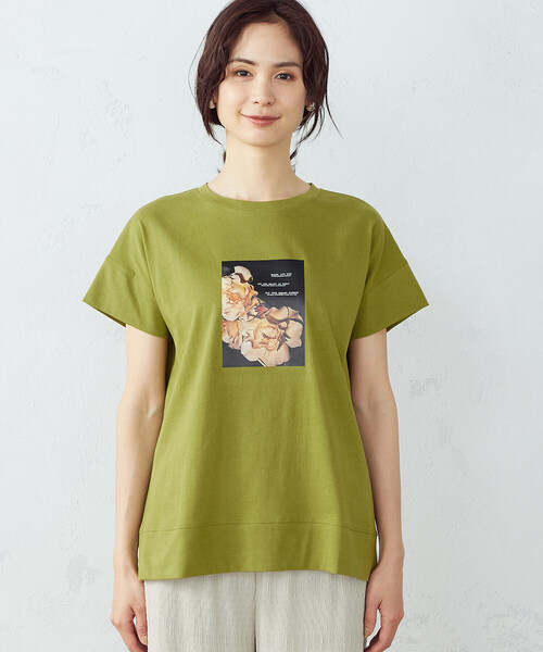 COMME CA ISM(コムサイズム)の「フォトプリント Tシャツ(Tシャツ/カットソー・レディース・ブラウン/レッド/オリーブ/アイボリー・SMALL/MEDIUM/LARGE)」の15枚目の写真