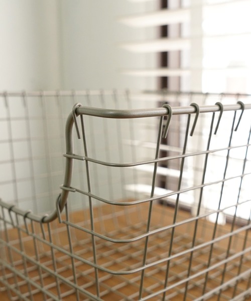 メタルワイヤーバスケット 収納ラック 卓上収納 足付き メタルラック ワイヤーバスケット