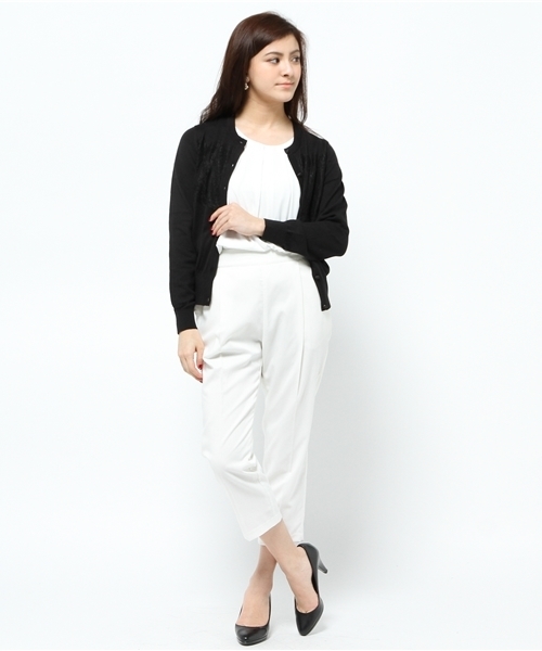 La TOTALITE(ラトータリテ)の「フロントレース クルーネックカーディガン(ニット/セーター・レディース・ブラック/ベージュ/ピンク系その他・FREE)」の7枚目の写真