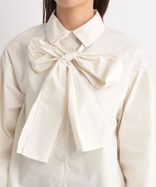 Andemiu（アンデミュウ）の「ビックボウタイブラウス126275（シャツ/ブラウス・レディース・チャコールグレー/パープル/オフホワイト・FREE）」の22枚目の写真