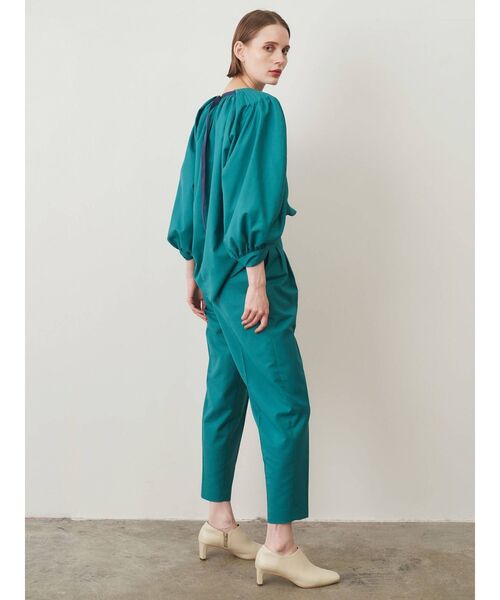 ELENDEEK（エレンディーク）の「タックボリュームスリーブブラウス（シャツ/ブラウス・レディース・ライトグレー/ブラック/グリーン/インディゴブルー・FREE）」の5枚目の写真