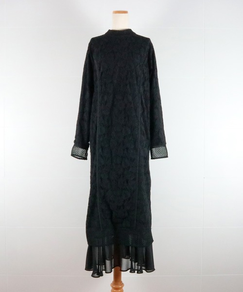 AULA AILA(アウラアイラ)の「ストレートラインレースワンピース(ワンピース・レディース・ブラック/ターコイズブルー/マスタード・0)」の2枚目の写真