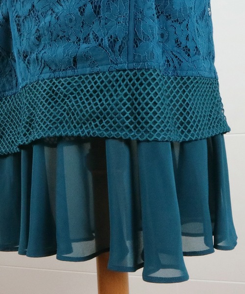 AULA AILA(アウラアイラ)の「ストレートラインレースワンピース(ワンピース・レディース・ブラック/ターコイズブルー/マスタード・0)」の6枚目の写真