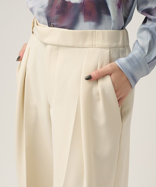 tk.TAKEO KIKUCHI(ティーケータケオキクチ)の「◆ギミックベルトダブルクロスパンツ(その他パンツ・レディース・アイボリー/ブラウン系その他/ブラック・66)」の8枚目の写真