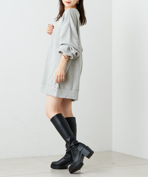 Chico(チコ)の「ロゴ胸刺繍ルーズスウェット(スウェット・レディース・チャコールグレー/ブラック/アイボリー/ピンク・FREE)」の17枚目の写真