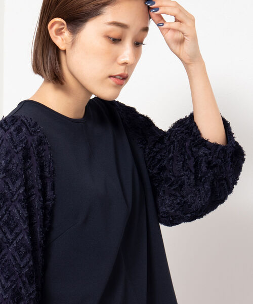 NOLLEY’S(ノーリーズ)の「カットジャガードスリーブプルオーバーカットソー(Tシャツ/カットソー・レディース・ネイビー/ブラック/オフホワイト・38)」の12枚目の写真