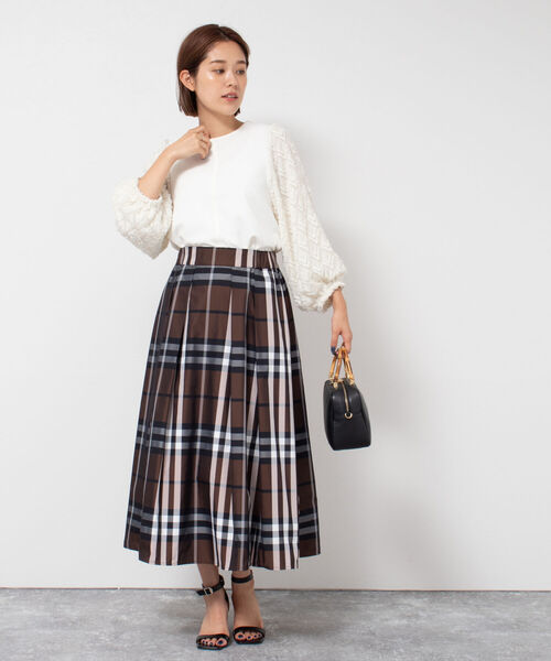 NOLLEY’S(ノーリーズ)の「カットジャガードスリーブプルオーバーカットソー(Tシャツ/カットソー・レディース・ネイビー/ブラック/オフホワイト・38)」の9枚目の写真