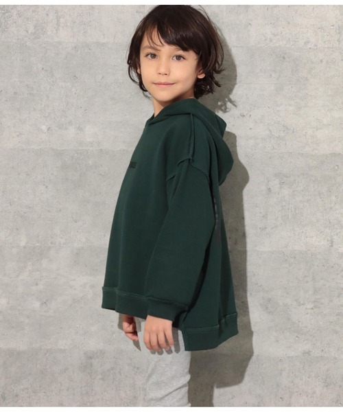 ANAP kids（アナップキッズ）の「裏毛ビッグロゴフーディートップススウェット（パーカー・キッズ・スミクロ/モスグリーン/ライトグレー・120cm/130cm/110cm）」の10枚目の写真