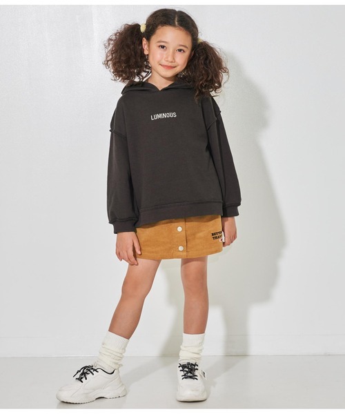 ANAP kids（アナップキッズ）の「裏毛ビッグロゴフーディートップススウェット（パーカー・キッズ・スミクロ/モスグリーン/ライトグレー・120cm/130cm/110cm）」の20枚目の写真