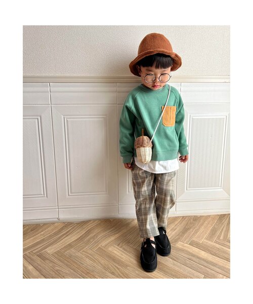 BREEZE（ブリーズ）の「あったかレイヤードトレーナー（スウェット・キッズ・ベージュ/レインボー/イエロー/チャコール/ブルー/グリーン/ピンク・100/110/130/140/90/120/80）」の8枚目の写真