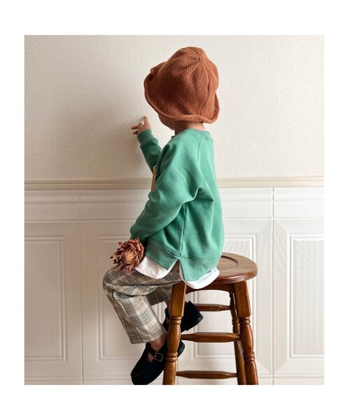 BREEZE（ブリーズ）の「あったかレイヤードトレーナー（スウェット・キッズ・ベージュ/レインボー/イエロー/チャコール/ブルー/グリーン/ピンク・100/110/130/140/90/120/80）」の9枚目の写真