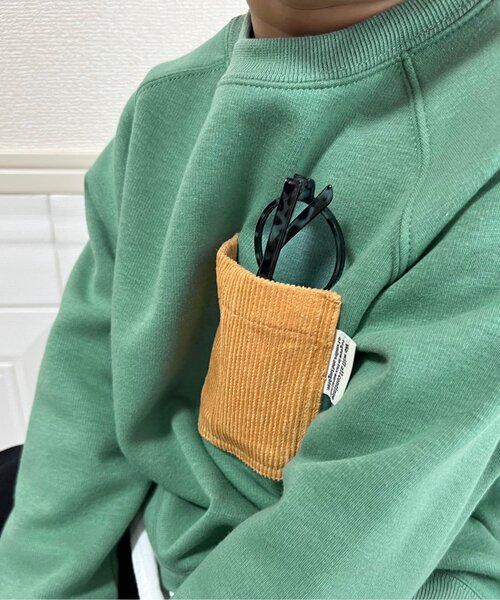 BREEZE（ブリーズ）の「あったかレイヤードトレーナー（スウェット・キッズ・ベージュ/レインボー/イエロー/チャコール/ブルー/グリーン/ピンク・100/110/130/140/90/120/80）」の19枚目の写真