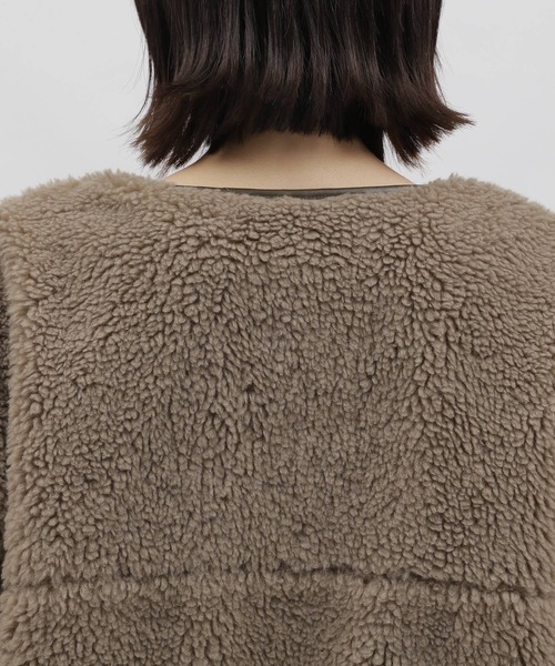 LAKOLE（ラコレ）の「パイピングボアコート / 178407（ノーカラーコート・レディース・アイボリー/ブラック/ブラウン系その他・MEDIUM/SMALL）」の5枚目の写真