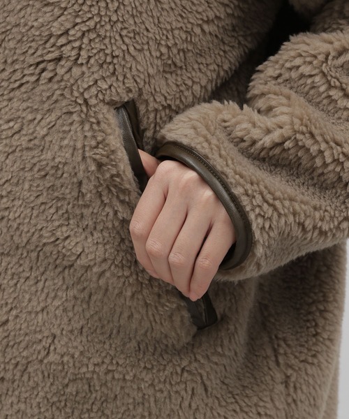 LAKOLE（ラコレ）の「パイピングボアコート / 178407（ノーカラーコート・レディース・アイボリー/ブラック/ブラウン系その他・MEDIUM/SMALL）」の8枚目の写真