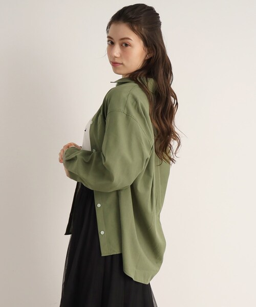 SHOO・LA・RUE(シューラルー)の「◆【UVカット/抗菌防臭/吸水速乾】大人のためのフレンチリネンブレンド前あきシャツ(シャツ/ブラウス・レディース・ピンク系その他/レモンイエロー/ホワイト系/ブラック系1/ライトグリーン系2/ブルー系2/ライトパープル/マスタード/カーキ/ライトブルー・03/02/04)」の17枚目の写真