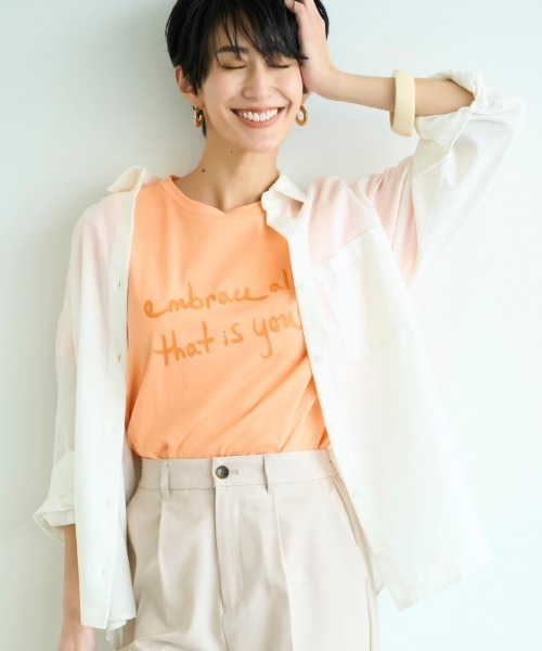 SHOO・LA・RUE(シューラルー)の「◆【UVカット/抗菌防臭/吸水速乾】大人のためのフレンチリネンブレンド前あきシャツ(シャツ/ブラウス・レディース・ピンク系その他/レモンイエロー/ホワイト系/ブラック系1/ライトグリーン系2/ブルー系2/ライトパープル/マスタード/カーキ/ライトブルー・03/02/04)」の2枚目の写真