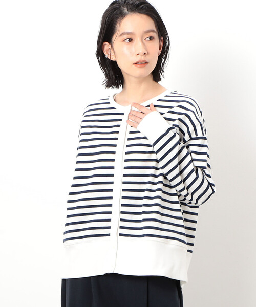 ONIGIRI（オニギリ）の「ボーダークルーネックカーディガン（カーディガン/ボレロ・レディース・ベージュ/グリーン系その他/ホワイト×ネイビー・FREE）」の2枚目の写真