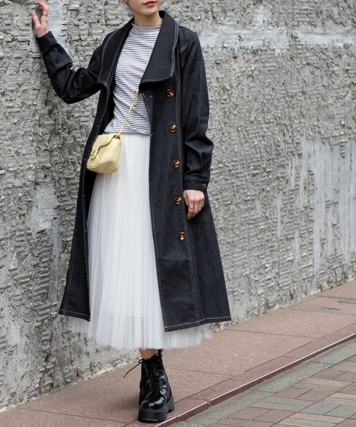 pumpkin port(パンプキンポート)の「ストレッチデニム ワンピースコート(トレンチコート・レディース・ブラック/ネイビー・MEDIUM)」の20枚目の写真