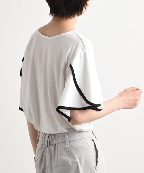 INTERPLANET（インタープラネット）の「【接触冷感】前後2ＷＡＹ配色パイピングプルオーバー（Tシャツ/カットソー・レディース・オフホワイト/グレイッシュベージュ/ブラック・FREE）」の20枚目の写真