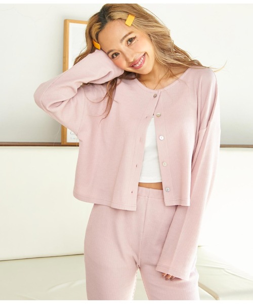 anap mimpi(アナップミンピ)の「シェルボタンワッフルカーディガン(カーディガン/ボレロ・レディース・ピンク/ダークグレー/イエロー・FREE)」の3枚目の写真