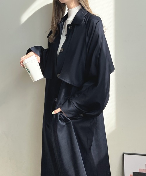 Futier land(フューティアランド)の「ケープトレンチコート(トレンチコート・レディース・ベージュ/ネイビー/アイボリー・MEDIUM)」の3枚目の写真