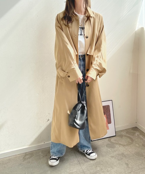 Futier land(フューティアランド)の「ケープトレンチコート(トレンチコート・レディース・ベージュ/ネイビー/アイボリー・MEDIUM)」の8枚目の写真