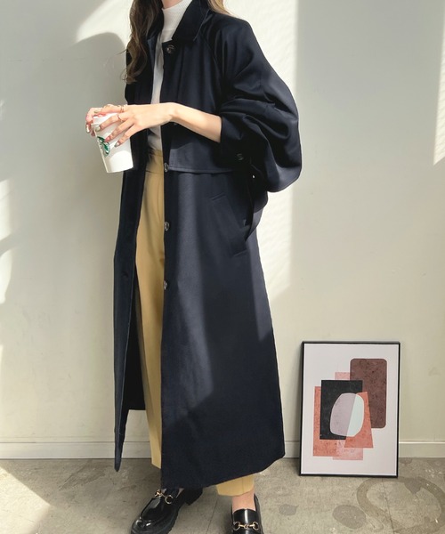 Futier land(フューティアランド)の「ケープトレンチコート(トレンチコート・レディース・ベージュ/ネイビー/アイボリー・MEDIUM)」の7枚目の写真