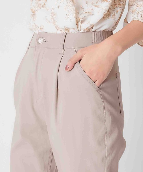 alotta(アロッタ)の「美脚ストレッチテーパードパンツ(その他パンツ・レディース・ネイビー/ライトベージュ/ラベンダー/ライトカーキ/ブラック/オフホワイト/サンドグレー/スモークピンク・LARGE/MEDIUM/X-LARGE/SMALL/XXX-LARGE/XXXX-LARGE/XX-LARGE)」の19枚目の写真