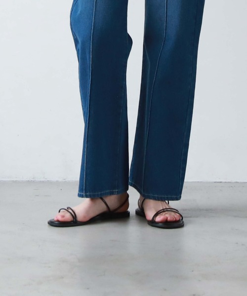 archives（アルシーヴ）の「アシンメトリーラインサンダル（サンダル・レディース・ブラウン/グレー/ブラック・MEDIUM/LARGE）」の18枚目の写真