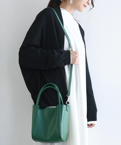 and it_(アンドイット)の「レーヨンニットトッパーカーディガン(カーディガン/ボレロ・レディース・サックスブルー/アイボリー/ロイヤルブルー/ブラック・M-L)」の5枚目の写真