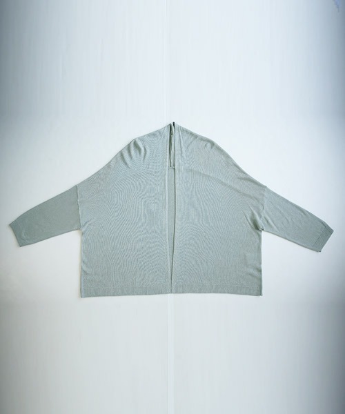 and it_(アンドイット)の「レーヨンニットトッパーカーディガン(カーディガン/ボレロ・レディース・サックスブルー/アイボリー/ロイヤルブルー/ブラック・M-L)」の15枚目の写真