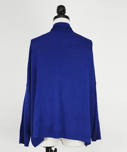 and it_(アンドイット)の「レーヨンニットトッパーカーディガン(カーディガン/ボレロ・レディース・サックスブルー/アイボリー/ロイヤルブルー/ブラック・M-L)」の7枚目の写真