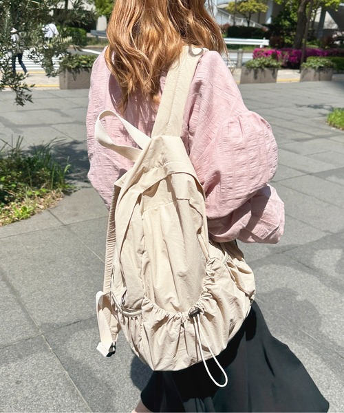 apres jour(アプレジュール)の「【apres jour×ARIAZ】ポケットバッグパック(バックパック/リュック・レディース・ブラック/アイボリー・FREE)」の5枚目の写真