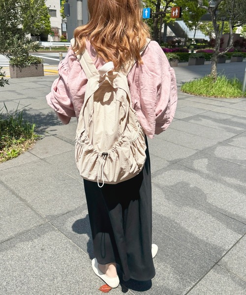 apres jour(アプレジュール)の「【apres jour×ARIAZ】ポケットバッグパック(バックパック/リュック・レディース・ブラック/アイボリー・FREE)」の7枚目の写真