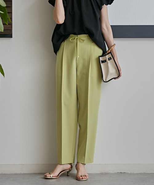 NANO universe（ナノユニバース）の「LB.03/ピンタックイージーパンツ（その他パンツ・レディース・オフホワイト/ブラック/ライム/グレー系その他4/オレンジ・XS/S/M）」の4枚目の写真