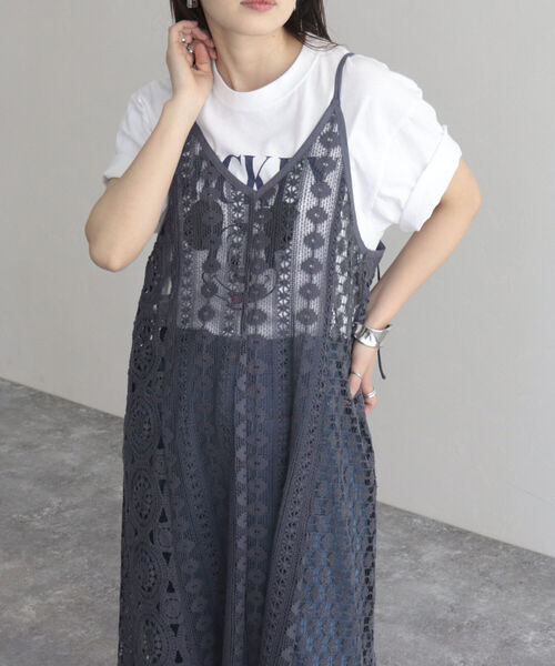 fredy emue（フレディエミュ）の「レース切替キャミワンピース（ワンピース・レディース・チャコールグレー/アイボリー・38）」の5枚目の写真