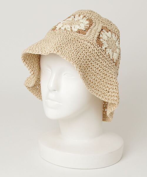 HIKA(ヒカ)の「【HIKA】花柄 クロシェ編みHAT(ハット・レディース・ベージュ/ブラック/ホワイト/ピンク/ブラック系その他/ブラック系その他2/カーキ/グリーン/ベージュ系その他・FREE)」の6枚目の写真
