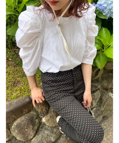 JUMELLE(ジュメロ)の「ロマンスリーブT(Tシャツ/カットソー・レディース・アイボリー/ブラック・FREE)」の2枚目の写真